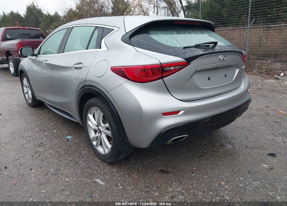 2017 INFINITI QX30 VIN: SJKCH5CP9HA020293