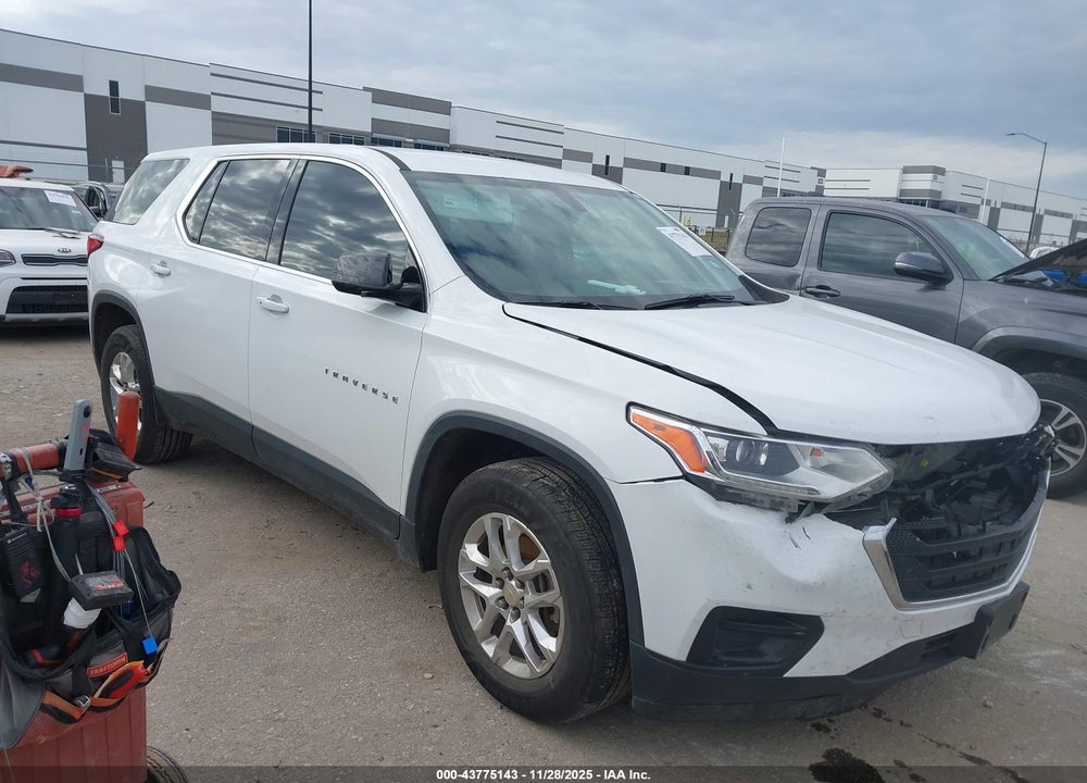 2019 CHEVROLET TRAVERSE LS VIN: 1GNERFKWXKJ299596