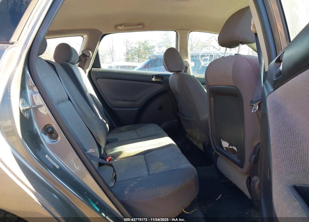 2004 TOYOTA MATRIX/XR VIN: 2T1KR32E24C267130