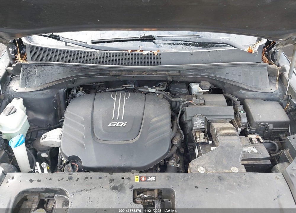 2016 KIA SORENTO 3.3L EX VIN: 5XYPH4A52GG148423