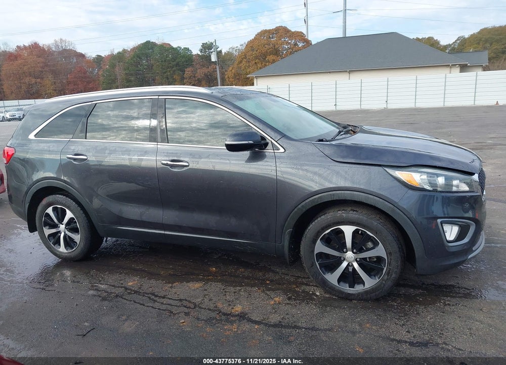 2016 KIA SORENTO 3.3L EX VIN: 5XYPH4A52GG148423