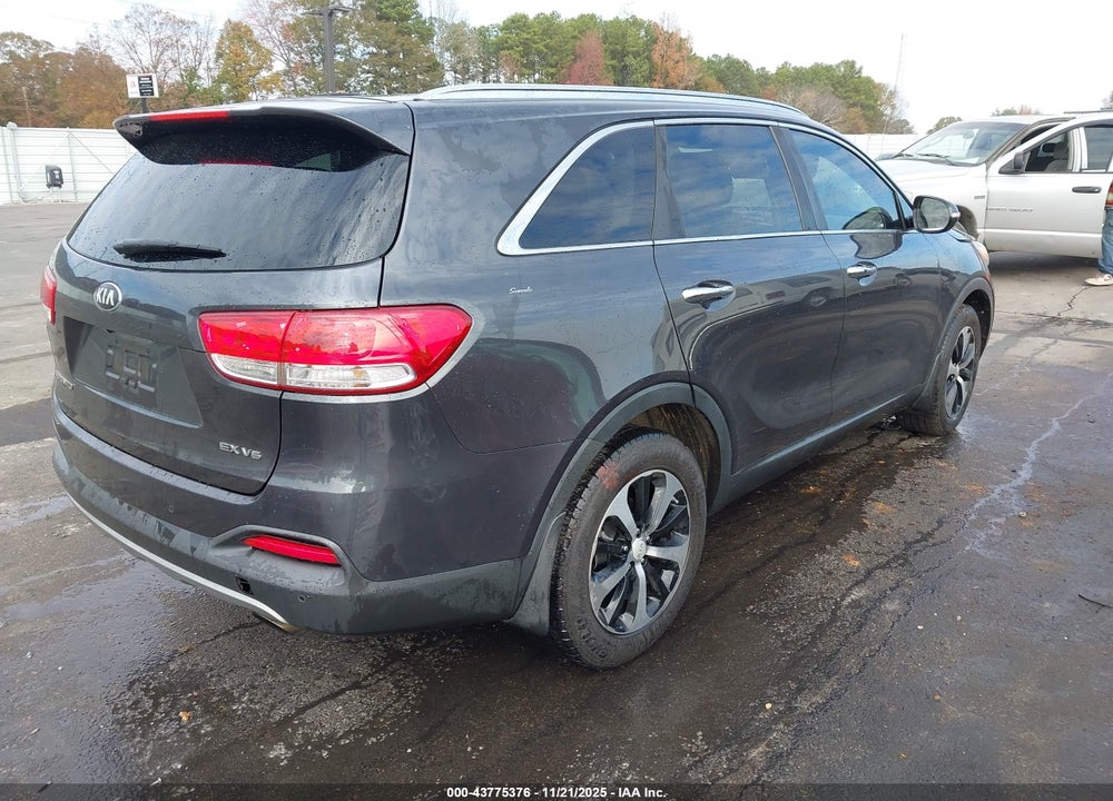 2016 KIA SORENTO 3.3L EX VIN: 5XYPH4A52GG148423