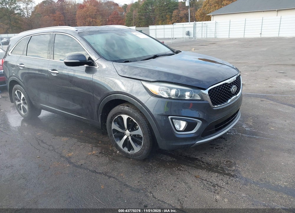 2016 KIA SORENTO 3.3L EX VIN: 5XYPH4A52GG148423