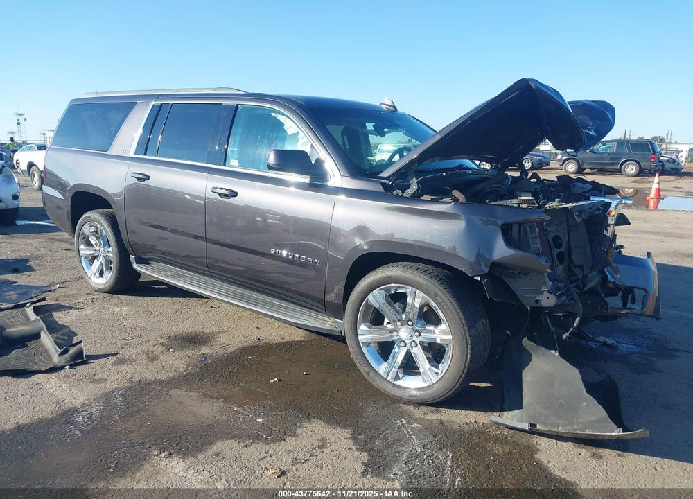 2018 CHEVROLET SUBURBAN LT VIN: 1GNSKHKC4JR311945