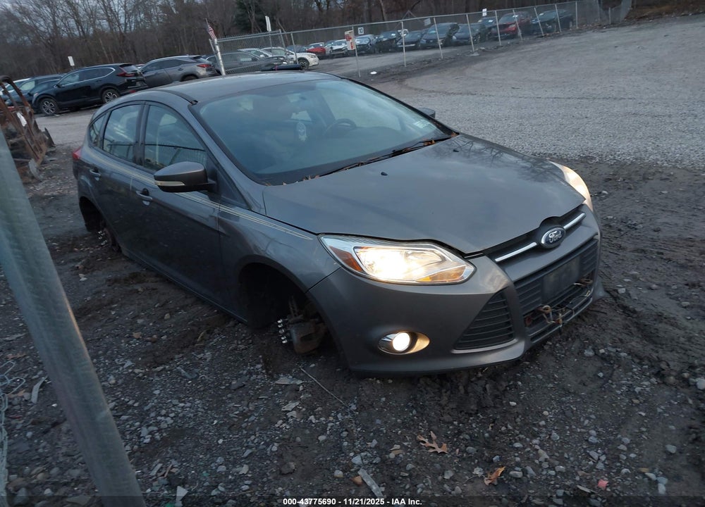 2014 FORD FOCUS SE VIN: 1FADP3K22EL337889