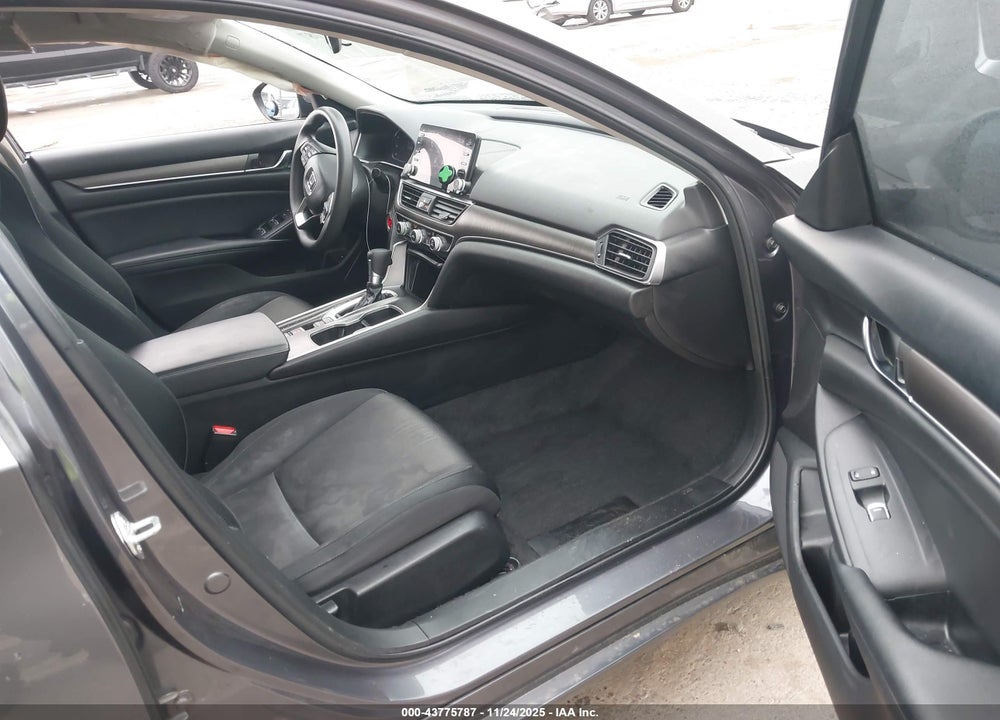 2022 HONDA ACCORD LX VIN: 1HGCV1F12NA011203