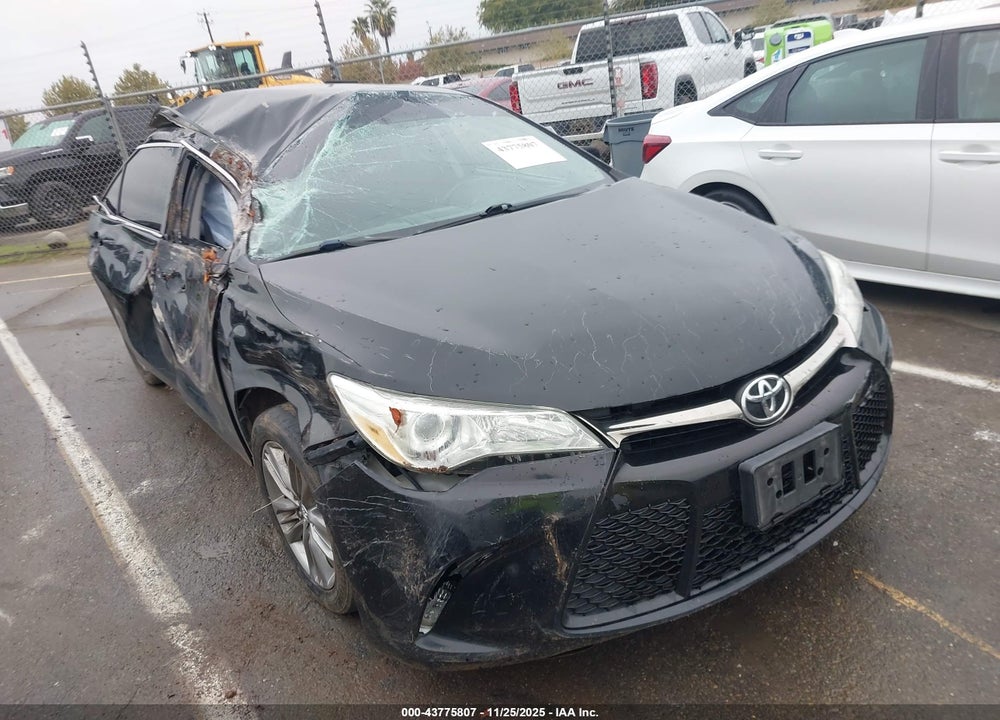 2015 TOYOTA CAMRY SE VIN: 4T1BF1FK9FU064184