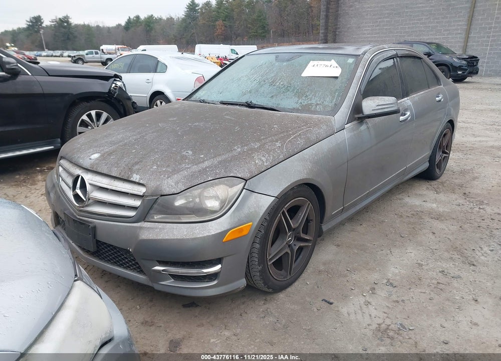 2012 MERCEDES-BENZ C 300 LUXURY 4MATIC/SPORT 4MATIC VIN: WDDGF8BBXCR194441