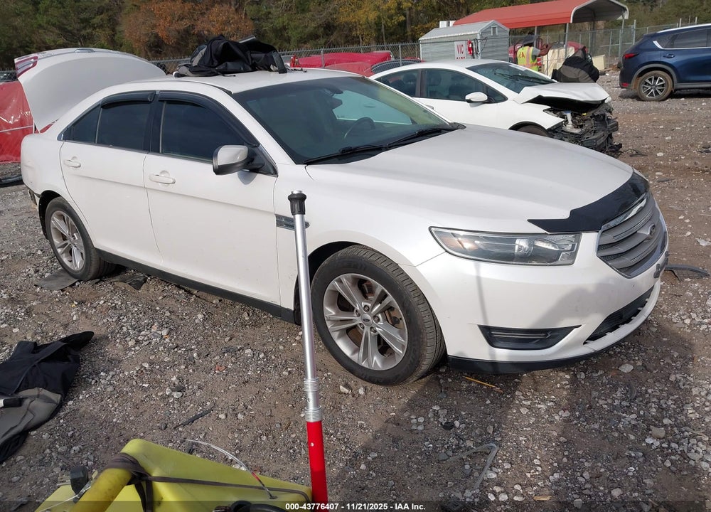 2014 FORD TAURUS SEL VIN: 1FAHP2E82EG184449