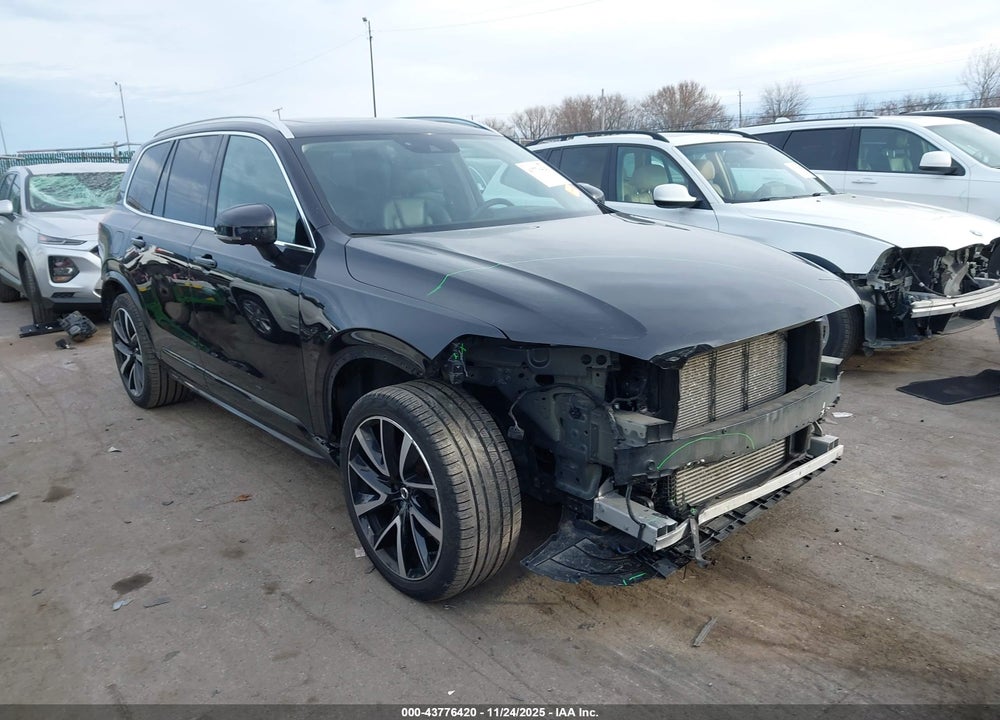 2020 VOLVO XC90 T6 MOMENTUM 7 PASSENGER VIN: YV4A22PK1L1565905