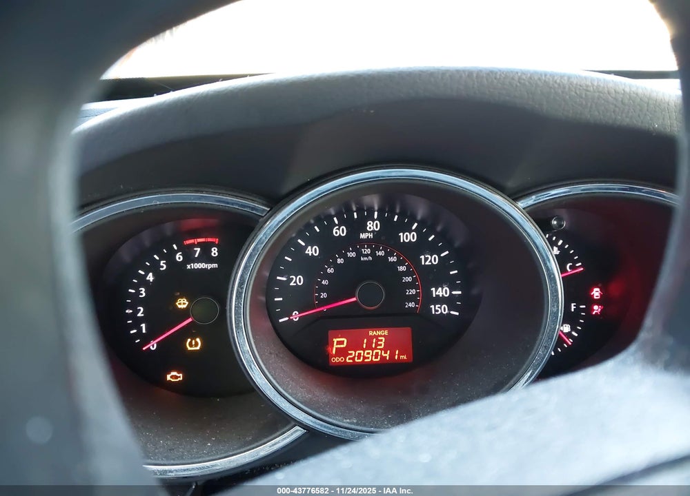 2013 KIA SORENTO EX VIN: 5XYKUDA64DG355213