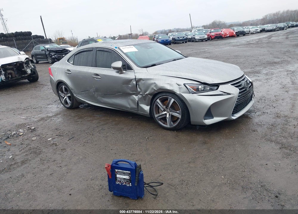2018 LEXUS IS 300 VIN: JTHC81D24J5028104