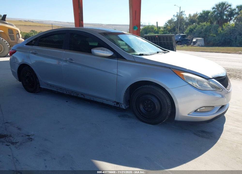 2013 HYUNDAI SONATA GLS VIN: 5NPEB4ACXDH644310