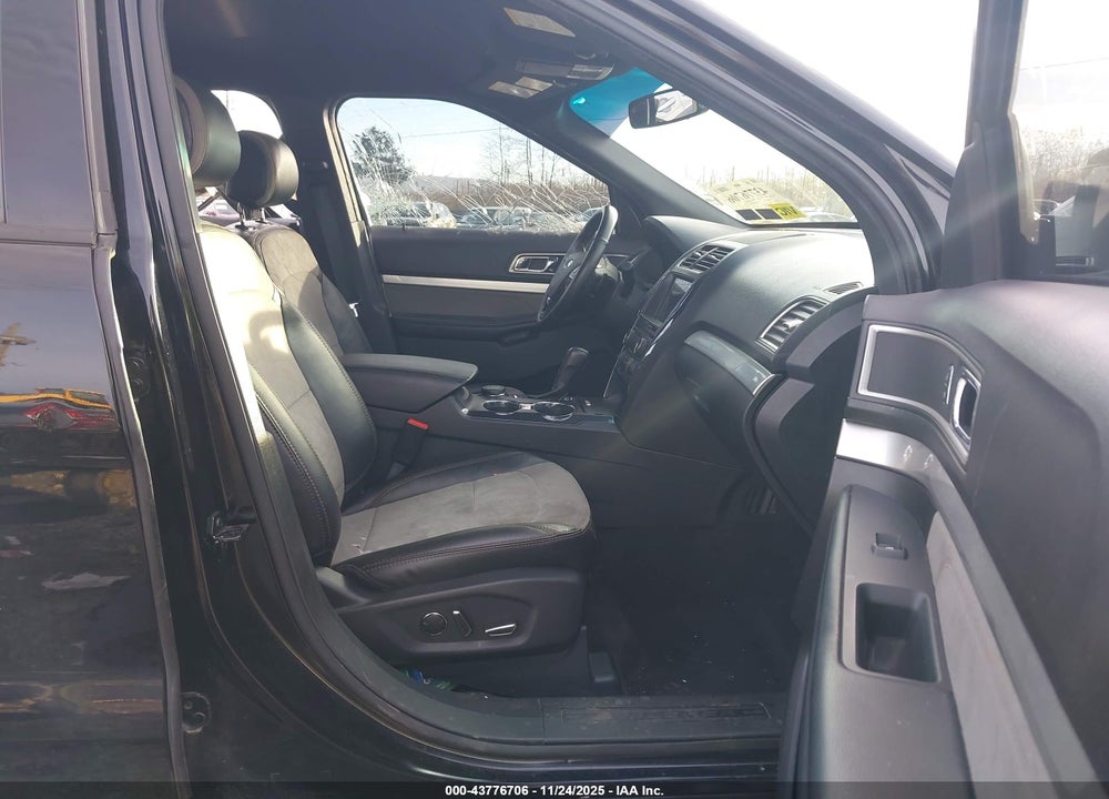 2017 FORD EXPLORER XLT VIN: 1FM5K8D86HGA96956
