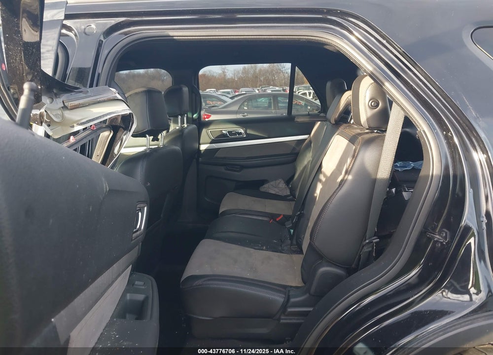 2017 FORD EXPLORER XLT VIN: 1FM5K8D86HGA96956