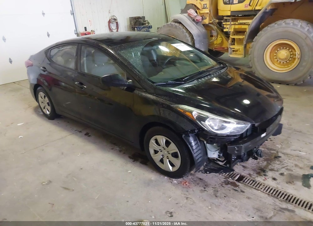 2016 HYUNDAI ELANTRA SE VIN: 5NPDH4AE0GH727888