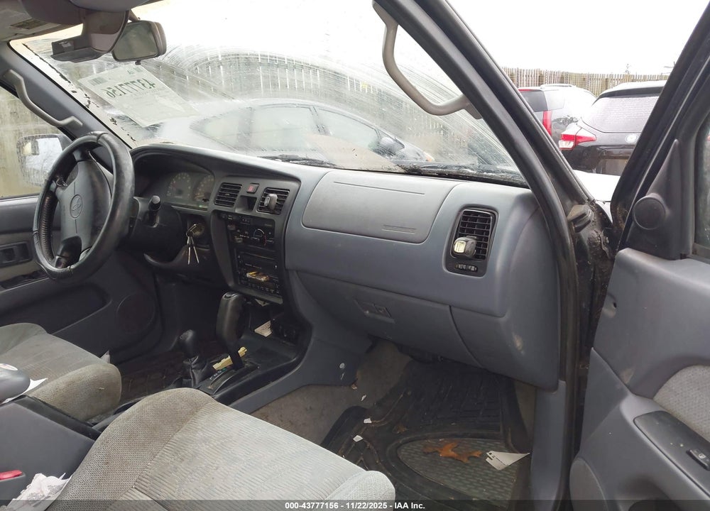 1999 TOYOTA 4RUNNER SR5 V6 VIN: JT3HN86R1X0251701