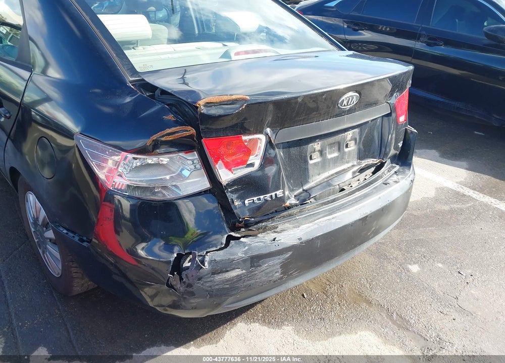 2013 KIA FORTE EX VIN: KNAFU4A20D5739042