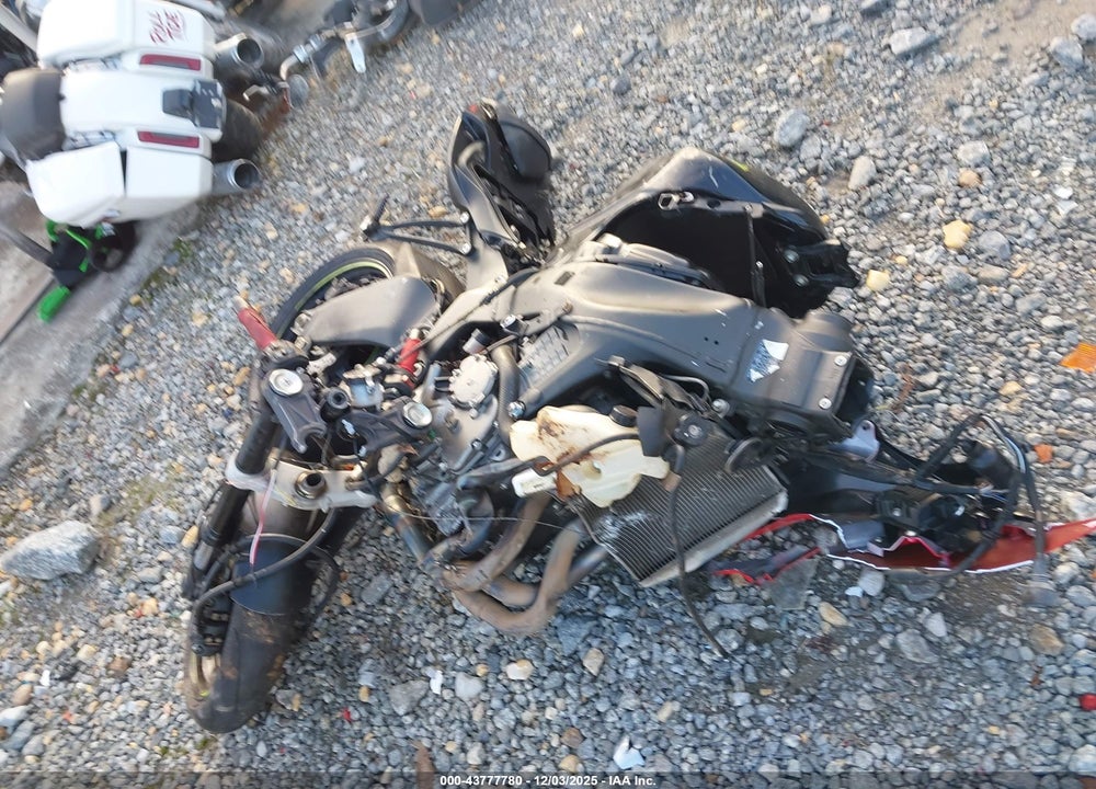 2022 KAWASAKI ZX636 K VIN: JKBZXJH11NA012512