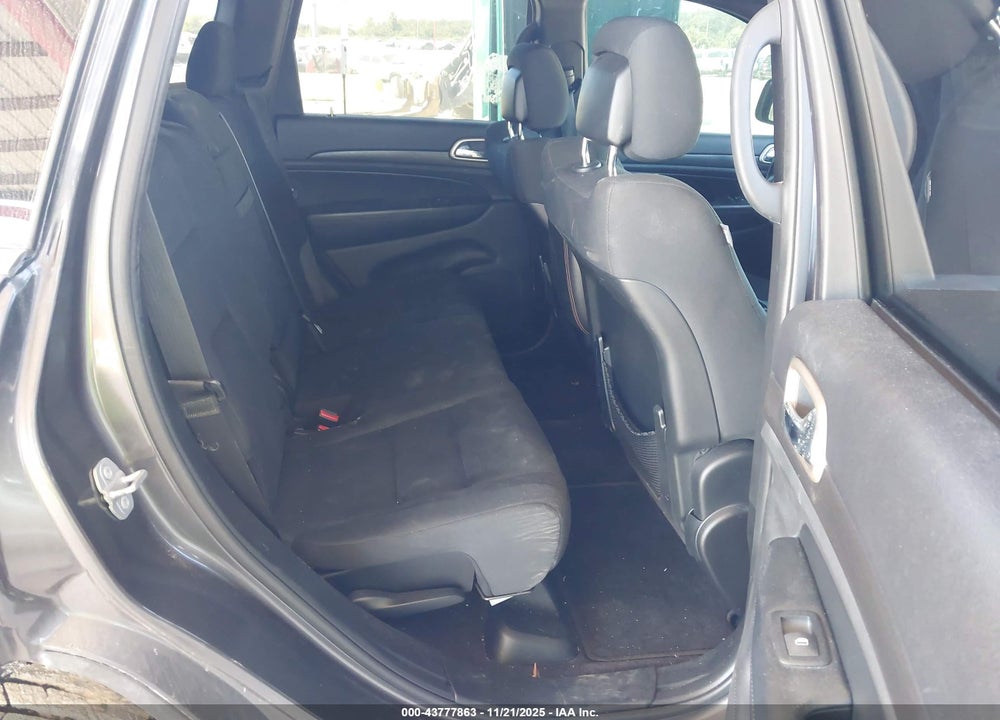 2016 JEEP GRAND CHEROKEE VIN: 1C4RJEAG1GC481026