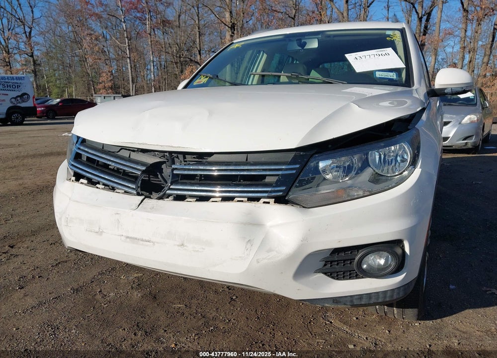 2014 VOLKSWAGEN TIGUAN SE VIN: WVGAV3AX1EW043538