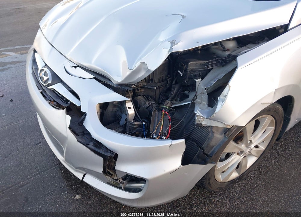2014 HYUNDAI ACCENT GLS VIN: KMHCU4AE2EU767914