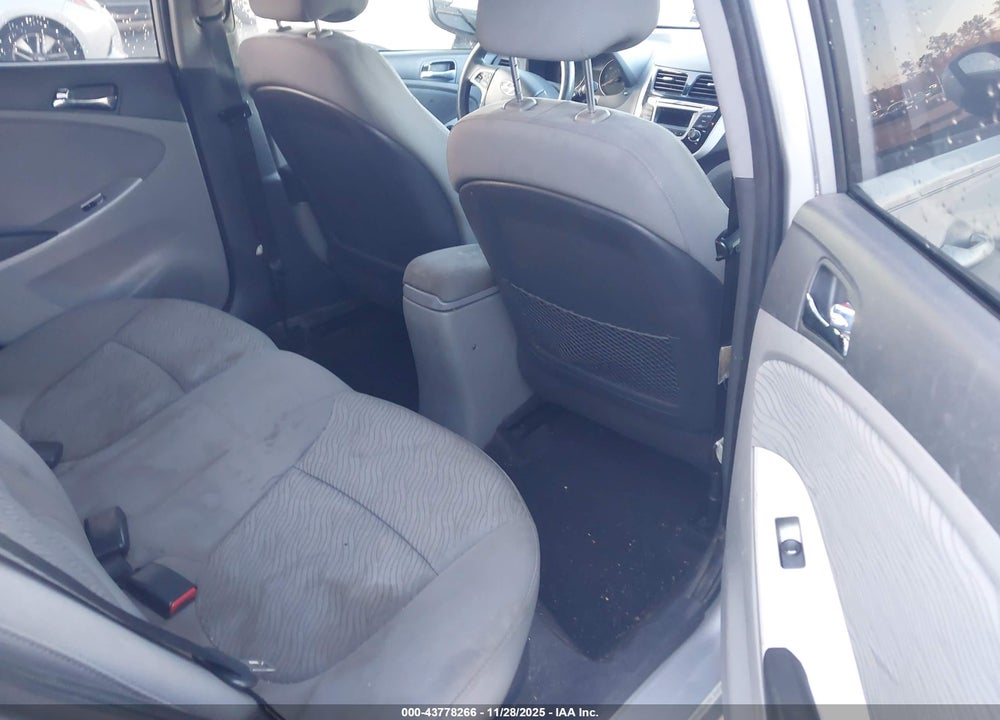 2014 HYUNDAI ACCENT GLS VIN: KMHCU4AE2EU767914