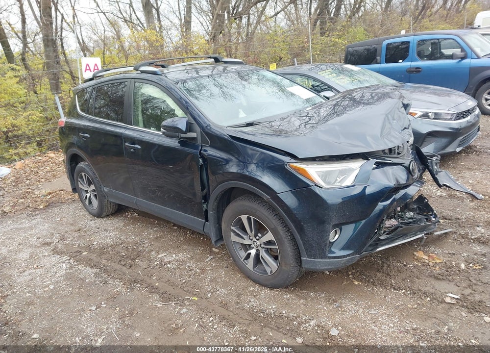 2018 TOYOTA RAV4 VIN: JTMRFREV7JJ201727
