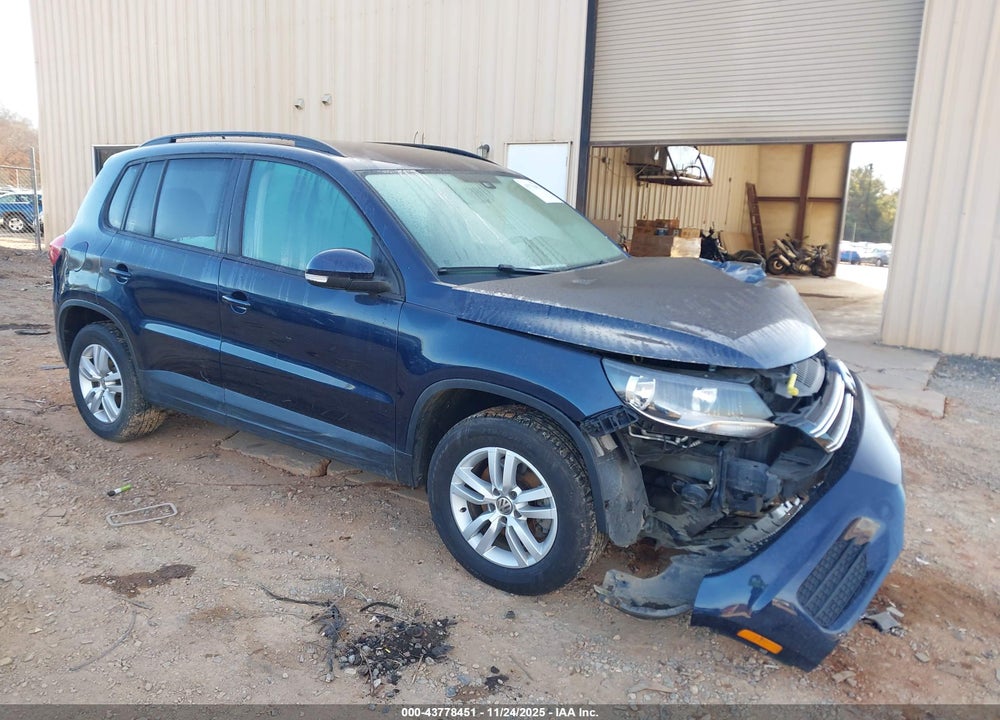 2016 VOLKSWAGEN TIGUAN S VIN: WVGAV7AX2GW538325