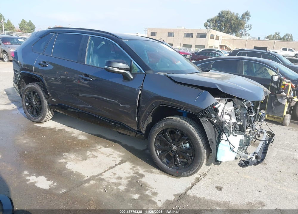 2025 TOYOTA RAV4 HYBRID XSE VIN: 4T3E6RFV0SU195821