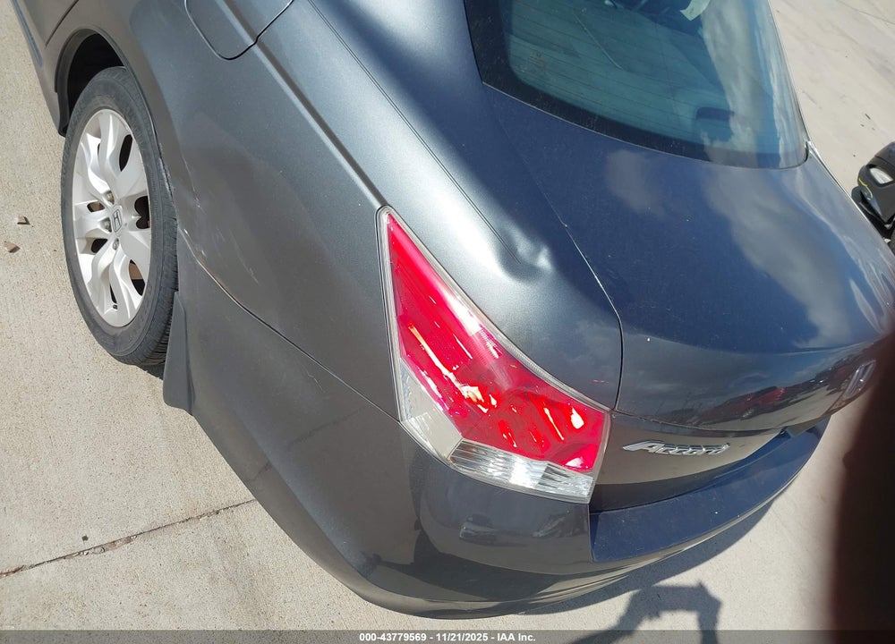 2010 HONDA ACCORD 2.4 EX-L VIN: 1HGCP2F85AA058880