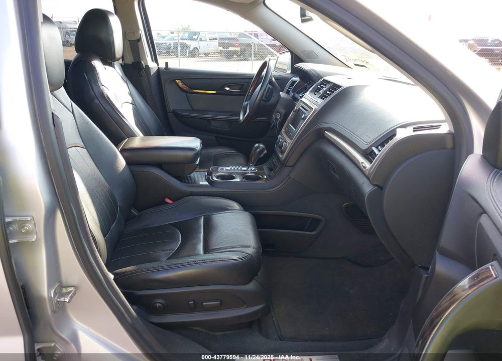2013 GMC ACADIA DENALI VIN: 1GKKRTKDXDJ220346