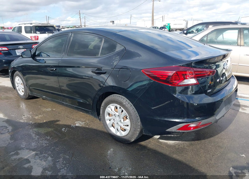 2019 HYUNDAI ELANTRA SE VIN: 5NPD74LF5KH495094