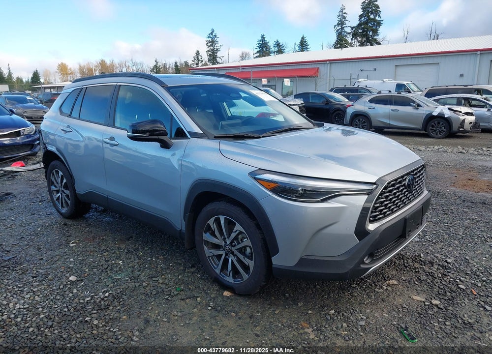 2025 TOYOTA COROLLA CROSS XLE VIN: 7MUDAABG3SV143559