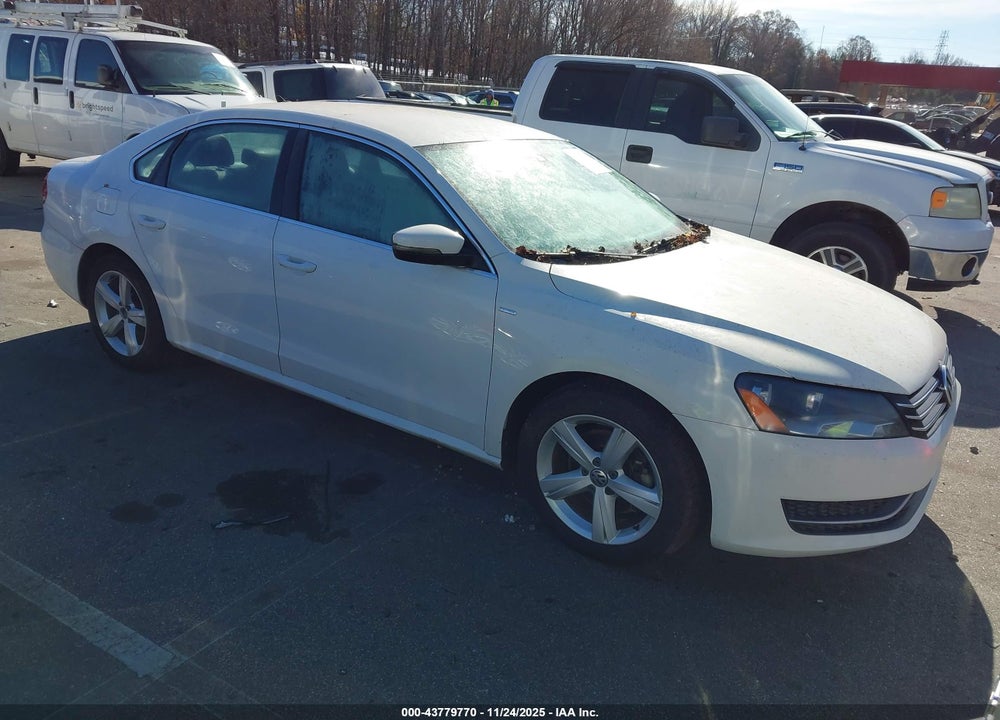 2014 VOLKSWAGEN PASSAT 1.8T WOLFSBURG EDITION VIN: 1VWAS7A37EC031197