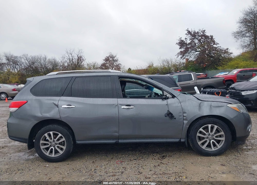 2016 NISSAN PATHFINDER SV VIN: 5N1AR2MN6GC625440