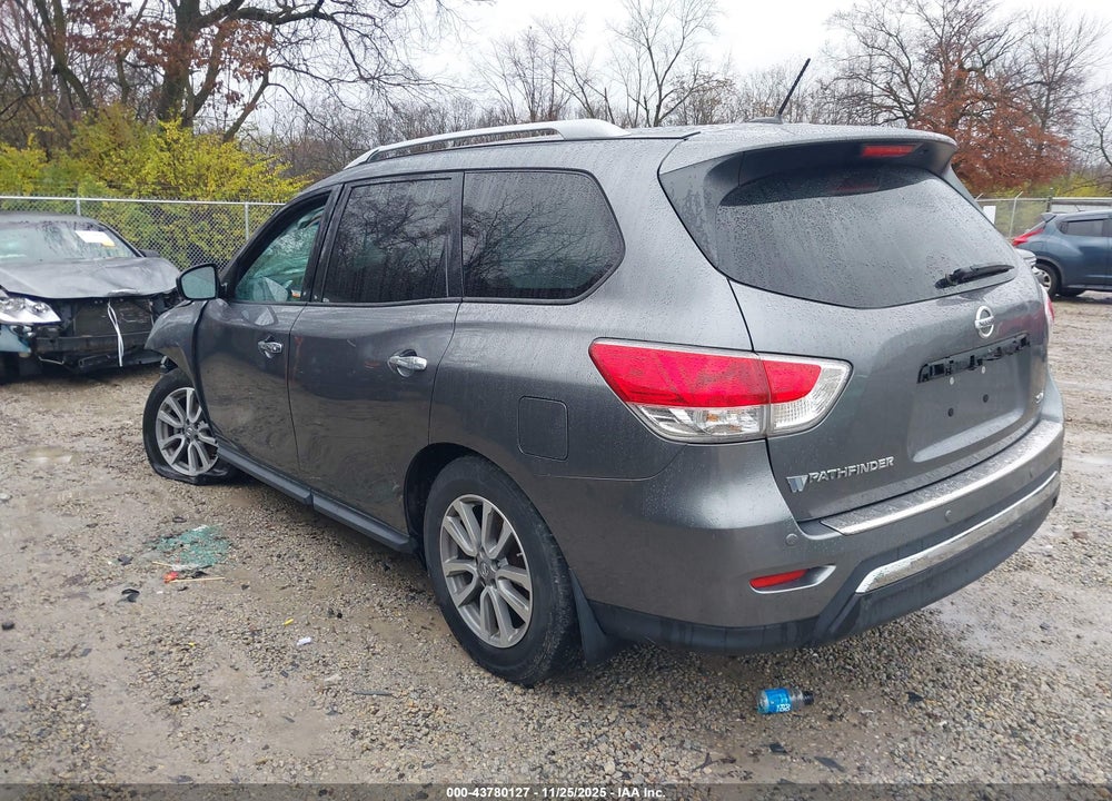 2016 NISSAN PATHFINDER SV VIN: 5N1AR2MN6GC625440
