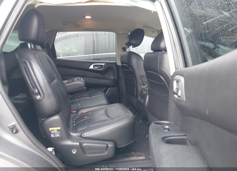2016 NISSAN PATHFINDER SV VIN: 5N1AR2MN6GC625440