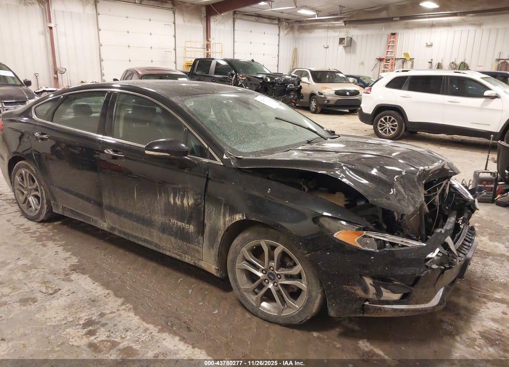 2019 FORD FUSION HYBRID TITANIUM VIN: 3FA6P0RU2KR106745