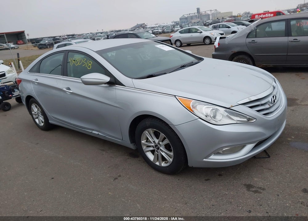 2013 HYUNDAI SONATA GLS VIN: 5NPEB4AC6DH505307