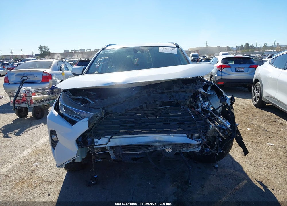 2021 TOYOTA RAV4 HYBRID XLE VIN: 4T3R6RFV4MU015146