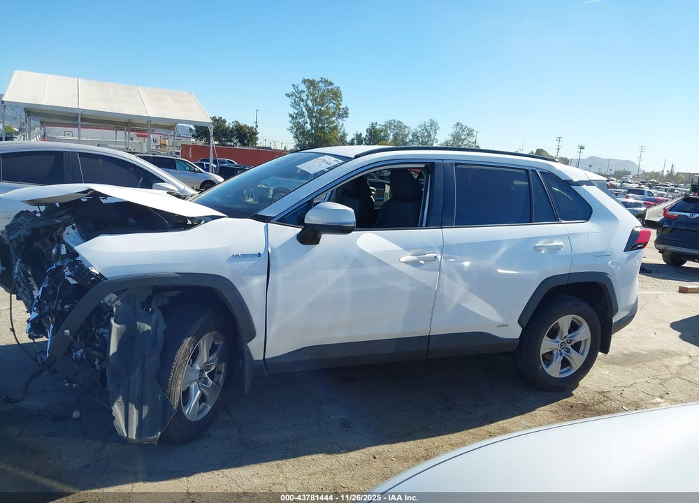 2021 TOYOTA RAV4 HYBRID XLE VIN: 4T3R6RFV4MU015146