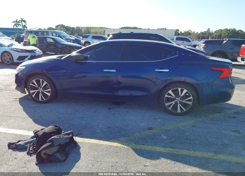 2016 NISSAN MAXIMA 3.5 S VIN: 1N4AA6AP2GC378030