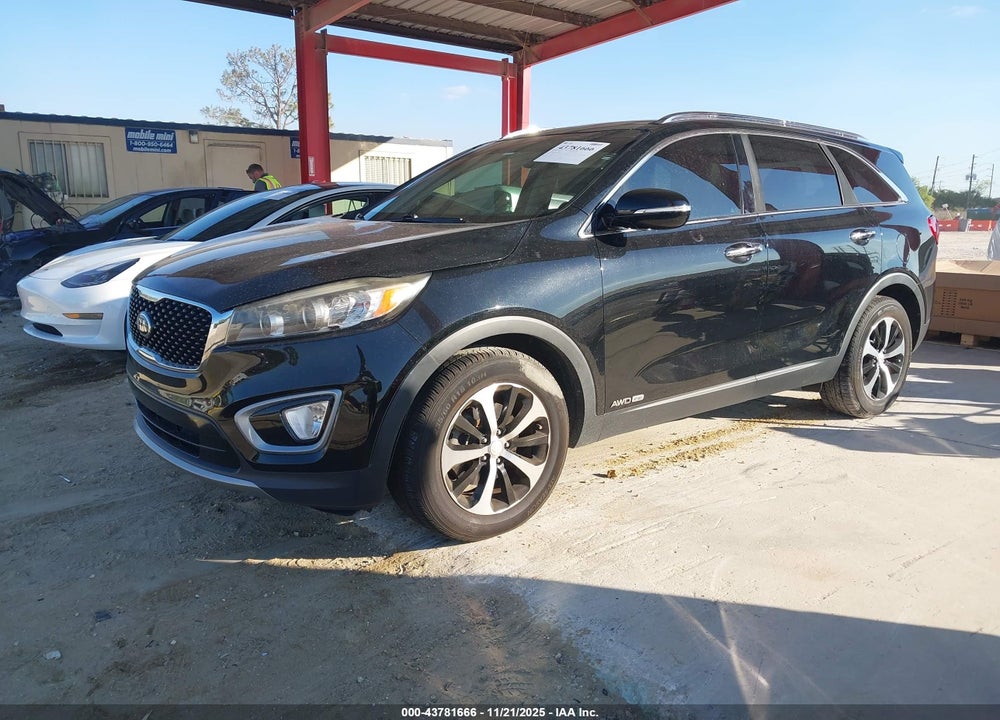 2016 KIA SORENTO 3.3L EX VIN: 5XYPHDA54GG130702