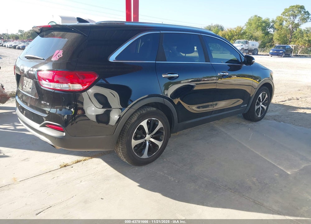 2016 KIA SORENTO 3.3L EX VIN: 5XYPHDA54GG130702