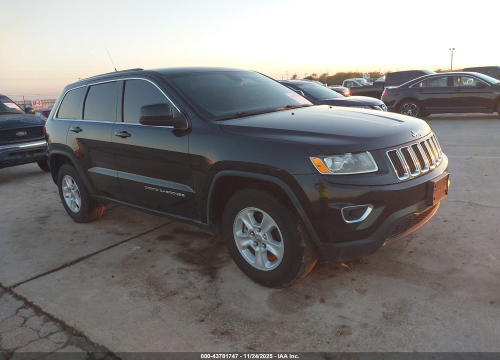 2015 JEEP GRAND CHEROKEE LAREDO VIN: 1C4RJEAG0FC883313
