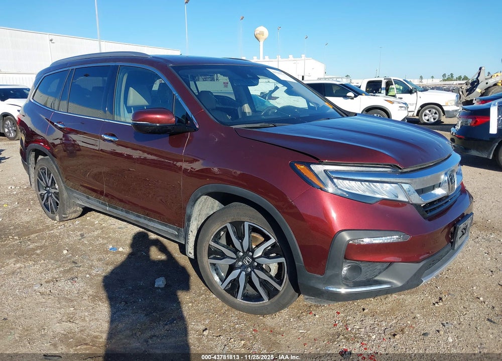 2022 HONDA PILOT 2WD TOURING 7 PASSENGER VIN: 5FNYF5H60NB020281