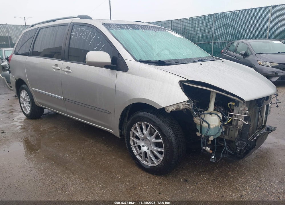 2004 TOYOTA SIENNA XLE LIMITED VIN: 5TDBA22CX4S024494