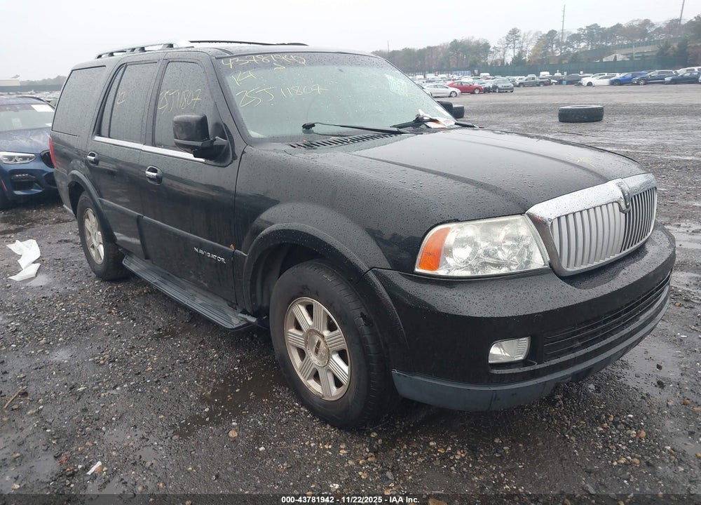 2005 LINCOLN NAVIGATOR VIN: 5LMFU285X5LJ20378