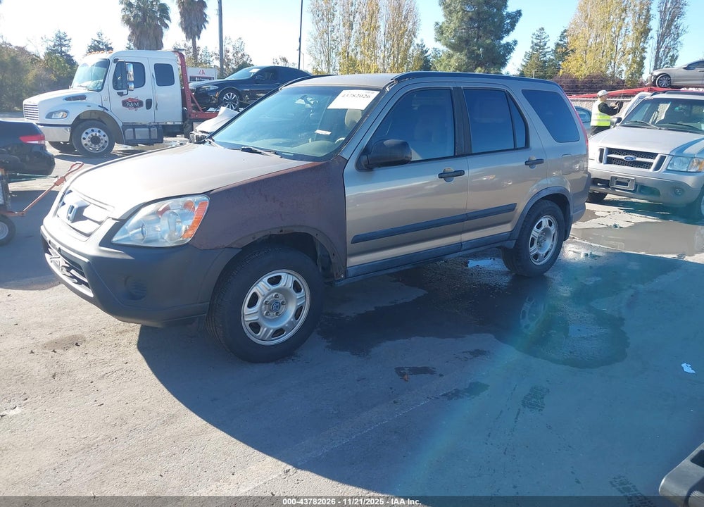 2005 HONDA CR-V LX VIN: JHLRD68565C001953